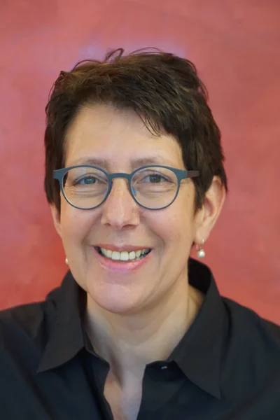 Silvia Amstad, Administration bei der Bezzola Flavio AG